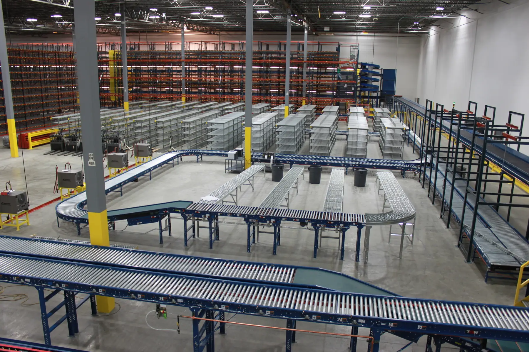 warehouse-bg